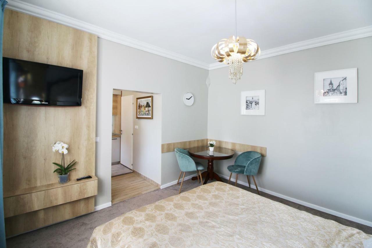 Little House Apartment Сибиу Екстериор снимка